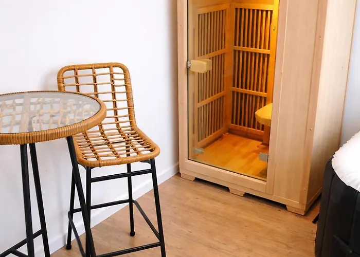 Plein Centre Cosy 38m2 Avec Acces Terrasse, Et Sauna Communs Place Dalton Lejlighed *